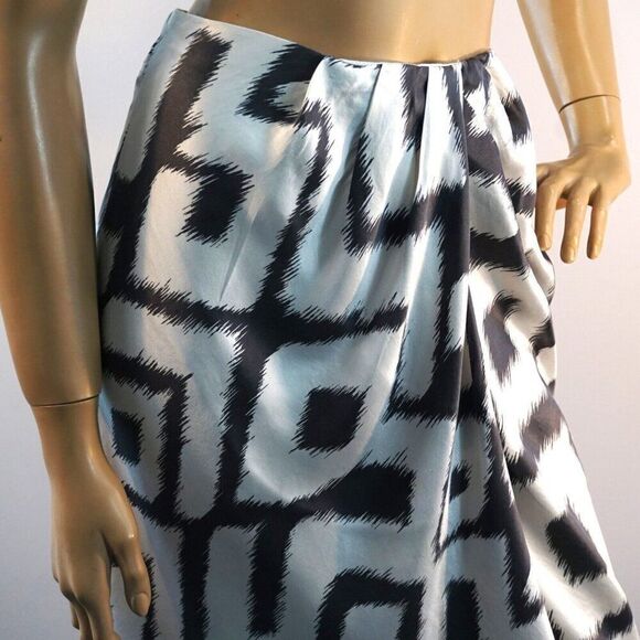 Bliss Silk Draped Skirt Banana Republic Cosmic Ikat Print Size 2 - Picture 5 of 10